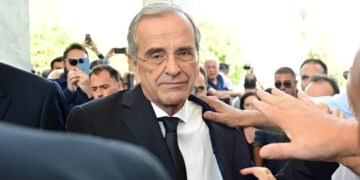 Συγκλονίζει ο Αντώνης Σαμαράς αποχαιρετώντας την αγαπημένη του κόρη: «Ευχαριστώ τον Θεό που μας έδωσε αυτό το δώρο έστω για 34 χρόνια»