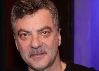 Στάθης Μαντζώρος: Διασωληνωμένος ο ηθοποιός μετά από βαρύ εγκεφαλικό – Η έκκληση του Ιωάννη Παπαζήση