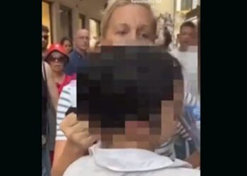 Τουρίστρια στη Βενετία αρπάζει από την κοτσίδα 14χρονη «πορτοφολού»