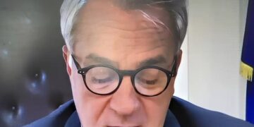 Alldaynews.gr Μάκης Βορίδης: «Είμαι μία χαρά. Κάνω διακοπές»