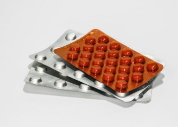 ΕΚΤΑΚΤΟ: Ο ΕΟΦ ανακαλεί πασίγνωστο αντιβιωτικό – Το έχουμε πάρει όλοι