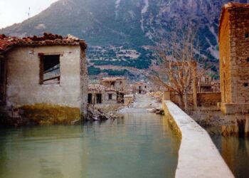 Συναγερμός για τη λειψυδρία: «Στεγνώνει» η λίμνη του Μόρνου – «Σε 18 μήνες η Αθήνα κινδυνεύει να μείνει χωρίς νερό»