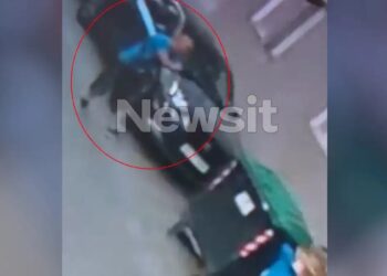 Βίντεο ντοκουμέντο από την στιγμή που ο 59χρονος οπλίζει και σημαδεύει τον υπάλληλο καθαριότητας