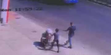 Alldaynews.gr Ομολόγησε ο 17χρονος την αρπαγή του βρέφους στον Πειραιά: «Το έκανα γιατί δεν χωνεύω τους Ρομά»