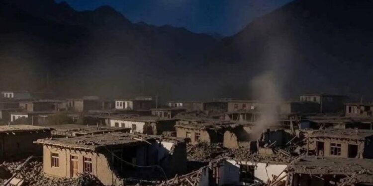 ΚΟΣΜΟΣ: Τραγωδία – Ισοπεδώθηκαν 3 χωριά από τον μεγάλο σεισμό: Πάνω από 600 νεκροί – «Θα αυξηθούν τα θύματα» λέει ο Λέκκας