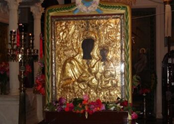 Σήμερα Γιορτάζει η πανέμορφη εικόνα της Παναγίας με τα αμέτρητα θαύματα