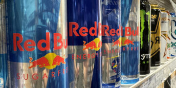 Alldaynews.gr Τα ενεργειακά ποτά θα απαγορευθούν για τους νέους κάτω των 16 ετών στη Βρετανία – Ποιος είναι ο λόγος