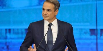 Alldaynews.gr Στα 1.500 εupώ ο μέσος μισθός το 2026: Το ανακοινώνει η κυβέρνηση έναν χρόνο πριν από το αναμενόμενο