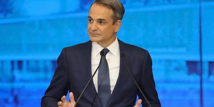 Alldaynews.gr Στα 1.500 εupώ ο μέσος μισθός το 2026: Το ανακοινώνει η κυβέρνηση έναν χρόνο πριν από το αναμενόμενο