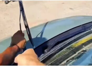 Έρευνα του Λιμενικού με εντολή Κικίλια για την κομπίνα με υαλοκαθαριστήρες στο λιμάνι της Αρκίτσας