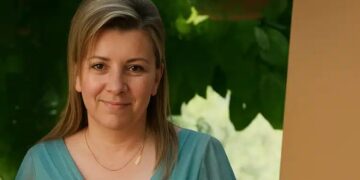 Alldaynews.gr Σοκαρισμένοι άπαντες από τον αιφνίδιο θάνατο της 50χρονης Σαββούλας