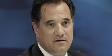 Γεωργιάδης: «Όσο είμαι υπουργός Υγείας δεν πρόκειται να γίνει ανεκτό το φακελάκι»