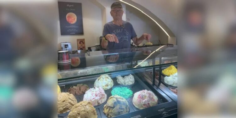 Alldaynews.gr Ο Άκης Τσελέντης άνοιξε boutique παγωτατζίδικο – Πήρε και βραβείο, δείτε το υπέροχο νεοκλασικό στο οποίο βρίσκεται