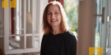 Alldaynews.gr Η γυναίκα που κατάφερε να ανοίξει ξανά το Ελληνικό σχολείο στην Ίμβρο