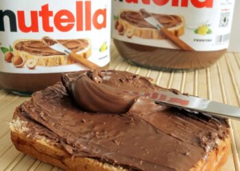 Nutella: Ελάχιστα φουντούκια, φοινικέλαιο και πολλή ζάχαρη – «Βόμβα» με εργαστηριακή δοκιμή για το γνωστό άλειμμα