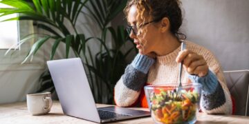 Alldaynews.gr Έτοιμα γεύματα διατροφής: η λύση για όσους δεν έχουν χρόνο αλλά θέλουν να τρώνε σωστά