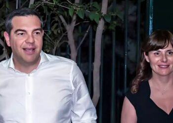 Ο Τσίπρας με την Μπαζιάνα αγόρασαν το σπίτι τους στην Κυψέλη με τραπεζικό δάνειο 580.000 ευρώ
