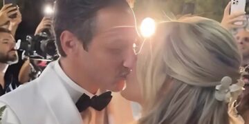 Παντρεύτηκαν o Πάνος Καλίδης και η Λεάννα Μάρκογλου – To εντυπωσιακό νυφικό