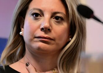 Μόνη αυτή τολμάει να τα πει έτσι – Ισοπέδωσε τον Άρειο Πάγο και την Ελληνική Δικαιοσύνη η Καρυστιάνου