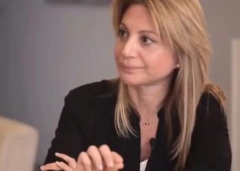 Παρέμβαση κόλαφος από την Μαρία Καρυστιανού: «Η κυβέρνηση της ΝΔ προσπαθεί να περάσει νομοσχέδιο, όπου ο κατηγορούμενος δεν θα έχει δικαίωμα πρόσβασης στην ποινική δικογραφία που τον αφορά»