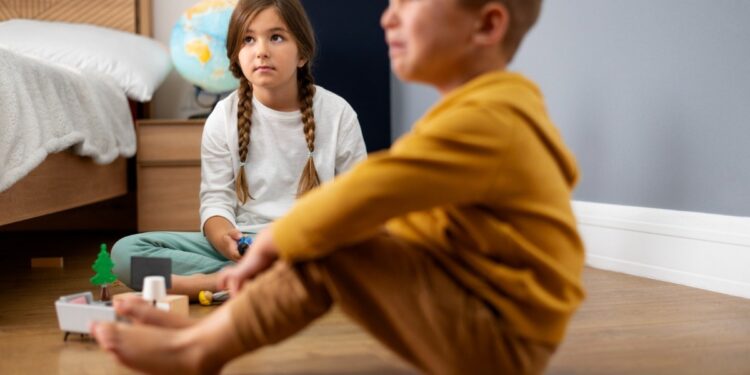 Πως να μιλήσουμε στα παιδιά για τον σεισμό ώστε να νιώσουν ασφάλεια