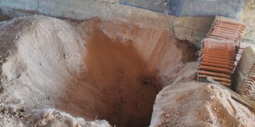 Μαθεύτηκε όλη η αλήθεια για την 62χρονη που έθαψε σε στάβλο την μητέρα της για να παίρνει την σύνταξη της στα κρυφά