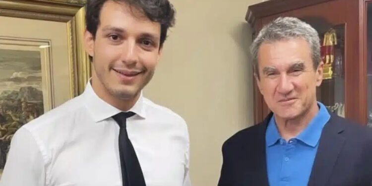 Ο γιος του Θεόδωρου Πάγκαλου καλωσόρισε τον Ανδρέα Λοβέρδο στη Νέα Δημοκρατία