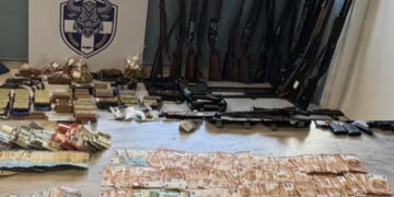 «Δεν είμαι εστιατόριο αδερφέ, ναρκωτικά πουλάμε»: Αδιανόητοι διάλογοι των μελών της Μαφίας της Κρήτης