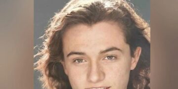 Λευτέρης Πανταζής: Με μακριά μαλλιά σε φωτογραφία από το παρελθόν – «Δεν ξέχασα, ούτε θα ξεχάσω»