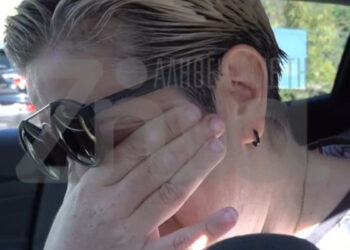 Η αδελφή του Γιώργου Μαζωνάκη μιλάει για πρώτη φορά και ξεσπάει σε κλάματα: «Αισθάνομαι τραγικά που βγήκε στη δημοσιότητα η κατάθεσή μου – Μόνο το καλό του Γιώργου ήταν ο σκοπός μας»