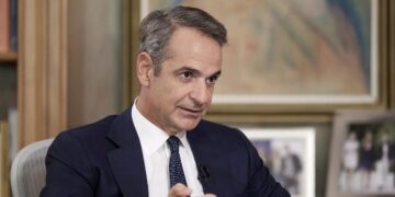 Alldaynews.gr Κυριάκος Μητσοτάκης: «Δεν ανησυχώ για το Πίρι Ρέις, αλλά…» – Ο Τσίπρας «μπορεί να θυμίζει αθλητή που καίγεται στο ζέσταμα»