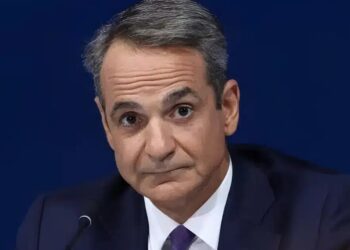 Μητσοτάκης: «Δεν μπορείς να έχεις 13ο μισθό και φοροελαφρύνσεις – Επιλέξαμε μια πιο δίκαιη και βιώσιμη λύση»