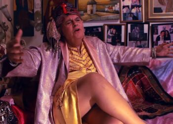 Ποιος ήταν ο Γιώργος Σταυρόπουλος, ο θρυλικός «Μίστερ Εθνικά Μπούτια» της trash TV που πέθανε;