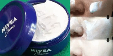 Alldaynews.gr Το μπλε βαζάκι της Nivea κρύβει θησαυρό – Η διάσημη κρέμα που κάνει θαύματα – Δείτε 7 απίστευτες χρήσεις