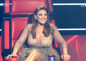 Πληθωρική, ωραιότερη από ποτέ: H Έλενα Παπαρίζου ποζάρει με μαγιό και… τρελαίνει κόσμο! (ΦΩΤΟ)