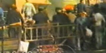 Alldaynews.gr Η δολοφονική ανατίναξη τάνκερ στο Πέραμα: «Είδα κομμένα πόδια, χέρια και κεφάλια»