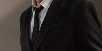 Alldaynews.gr ΕΚΤΑΚΤΟ: ΠΑΓΚΟΣΜΙΟΣ ΘΡΗΝΟΣ – ΠΕΘΑΝΕ Ο ΗΘΟΠΟΙΟΣ – ΘΡΥΛΟΣ