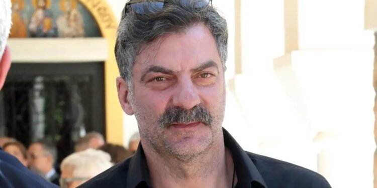 Alldaynews.gr Ο Στάθης Μαντζώρος «ξύπνησε» μετά το εγκεφαλικό: «Αντιλαμβάνεται τα πάντα αλλά δεν μπορεί να μιλήσει», είπε ο πατέρας του