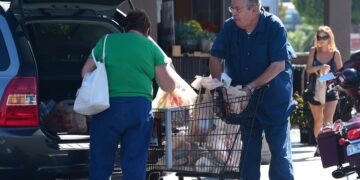 Alldaynews.gr Νέος ΚΟΚ: Πας σούπερ μάρκετ και δεν βάζεις τα ψώνια στο πορτ παγκάζ; Τόσα θα πληρώσεις πρόστιμο