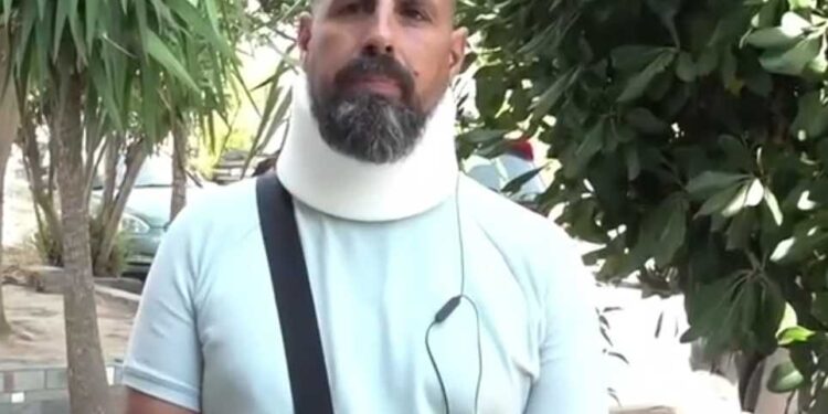 Alldaynews.gr Οδηγός τρόλεϊ για τον ξυλοδαρμό του: «Με χτύπησαν με μπουνιές σε λαιμό και κεφάλι» (video)