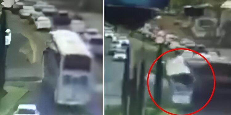 Alldaynews.gr Τραγωδία: Τρένο συγκρούστηκε με διώροφο λεωφορείο και «σκόρπισε τον θάνατο»- Πάνω από 8 νεκροί και 45 τραυματίες