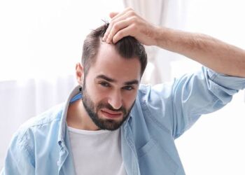 Πώς να αντιμετωπίσεις την τριχόπτωση με το Androxil και να ξαναβρείς την αυτοπεποίθησή σου!