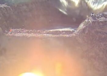 Συγκλονιστικό βίντεο από τον Αμερικανικό βομβαρδισμό στο Ιράν: Πως η βόμβα «τρυπάει» το έδαφος