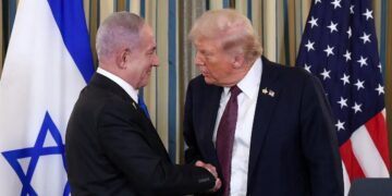 Η ακτινογραφία του σχεδίου του Ντόναλντ Τραμπ για τον τερματισμό του πολέμου στη Γάζα – «Φάρσα» το χαρακτηρίζουν οι Παλαιστίνιοι