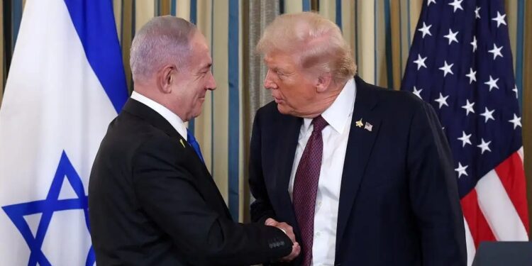 Η ακτινογραφία του σχεδίου του Ντόναλντ Τραμπ για τον τερματισμό του πολέμου στη Γάζα – «Φάρσα» το χαρακτηρίζουν οι Παλαιστίνιοι