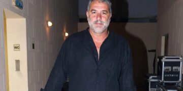 Alldaynews.gr Συνελήφθη ο Βασίλης Μπισμπίκης – Προκάλεσε φθορές σε 10 ΙΧ στη Φιλοθέη και εγκατέλειψε το σημείο