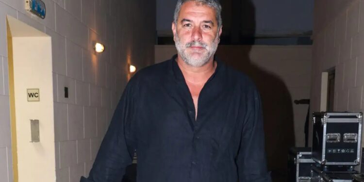 Alldaynews.gr Συνελήφθη ο Βασίλης Μπισμπίκης – Προκάλεσε φθορές σε 10 ΙΧ στη Φιλοθέη και εγκατέλειψε το σημείο