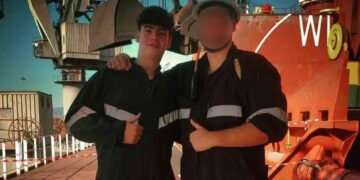 Alldaynews.gr Θρήνος για τον 20χρονο ναυτικό – Μαθεύτηκε όλη η αλήθεια για το πως σκοτώθηκε σήμερα στο λιμάνι του Πειραιά