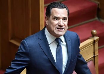 Alldaynews.gr Άδωνις: «Στα 8 νοσοκομεία με περιμένουν με λουλούδια, στα 2 κομμουνιστές φωνάζουν… So what»