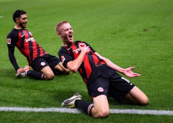 Μπάγερν Μονάχου – Άιντραχτ Φρανκφούρτης: Αγνοούνται οι άμυνες